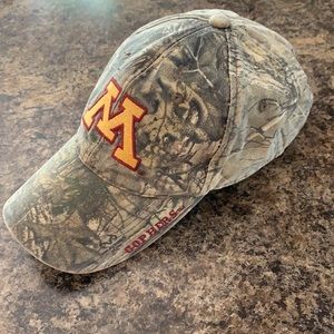 MN Gophers Camo Baseball Cap Hat